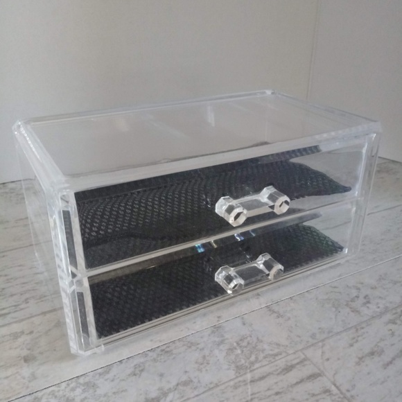 Other - GUC SMALL MAKEUP DRAWERS